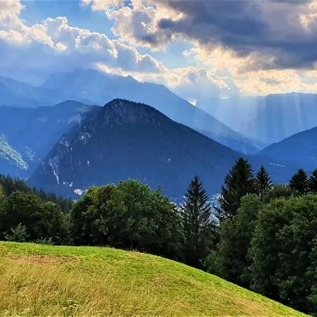 2 Bergpanorama Mit Blick Ins Tal Fuer Absolute Nichtraucher Apartmán